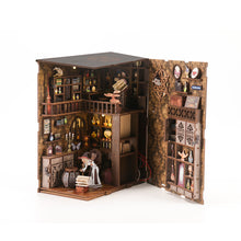 Lade das Bild in den Galerie-Viewer, Book Nook - 3D Miniaturhaus - DIY - BV02-006 -Magic Night inkl. Licht