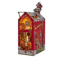 Lade das Bild in den Galerie-Viewer, Book Nook - 3D Miniaturhaus - DIY - SL-29 - Songs of the snowy night inkl. Licht