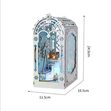 Lade das Bild in den Galerie-Viewer, Book Nook - 3D Miniaturhaus - DIY - SL-30 - The Great Ice World inkl. Licht