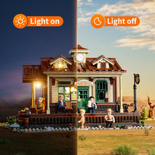 Lade das Bild in den Galerie-Viewer, Funwhole F9039 - Western Train Station m. Beleuchtung - Neu - 1974 Teile - OVP