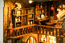 Lade das Bild in den Galerie-Viewer, Book Nook - 3D Miniaturhaus - DIY - BV02-006 -Magic Night inkl. Licht