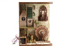 Lade das Bild in den Galerie-Viewer, Book Nook - 3D Miniaturhaus - DIY- BV02-007 - Secret World of the Forest inkl. Licht