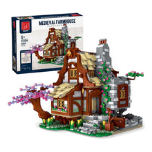 Lade das Bild in den Galerie-Viewer, Mork 033004 - Medieval Farm House - Neu - 2024 Teile - OVP