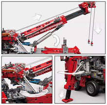 Lade das Bild in den Galerie-Viewer, Mould King 17027 - Fire Truck Rescue - Feuerwehrauto inkl. Motor und RC - Neu - 4883 Teile - OVP