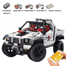 Lade das Bild in den Galerie-Viewer, Mould King 18005 - 4x4 Off-Road Pickup - Neu - 2013 Teile inkl. RC und Motor - OVP