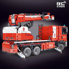 Lade das Bild in den Galerie-Viewer, TGL T4008 - Feuerwehr Drehleiterfahrzeug m. Wassersprühfunktion - RC - Neu - 4629 Teile - OVP