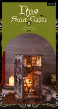 Lade das Bild in den Galerie-Viewer, Book Nook - 3D Miniaturhaus - DIY - SL-13 - Secret Castle inkl. Licht
