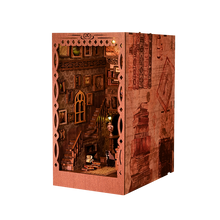 Lade das Bild in den Galerie-Viewer, Book Nook - 3D Miniaturhaus - DIY - SL-09 - Scholar's Dream  inkl. Licht
