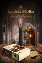 Lade das Bild in den Galerie-Viewer, Book Nook - 3D Miniaturhaus - DIY - SL-16 - Quiet Night Prayer inkl. Licht

