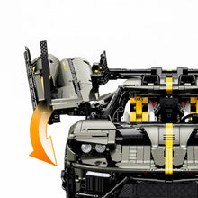 Lade das Bild in den Galerie-Viewer, Guly - 10651 - GT Mansory Supercar 1:8 - Neu - 3402 Teile - OVP
