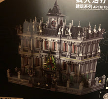 Lade das Bild in den Galerie-Viewer, Panlos 613002 - Arkham Asylum - Lunatic Hospital - Neu - 7499 Teile - OVP
