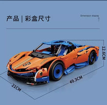 Lade das Bild in den Galerie-Viewer, Mould King 13098 - Speedtail - Motor&amp;RC - Neu - 1883 Teile - OVP
