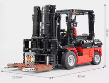 Lade das Bild in den Galerie-Viewer, Mould King 13106 - Gabelstapler - Motor - RC - Neu - 1743 Teile - OVP
