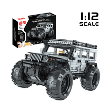 Lade das Bild in den Galerie-Viewer, Mould King 15009 - Off Road Jeep inkl. Motor und RC- Neu - 1288 Teile - OVP
