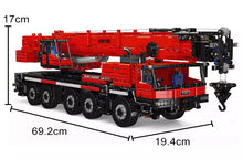 Lade das Bild in den Galerie-Viewer, Mould King 17074 - LTM 1100 Mobiler Kran inkl. Motor und RC - Neu - 3218 Teile - OVP
