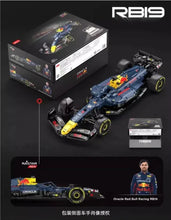Lade das Bild in den Galerie-Viewer, Rastar 92410 - Red Bull F1 RB19 - 1:8 - RC - Neu - 2464 Teile - OVP
