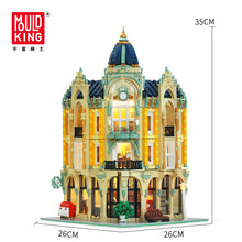 Lade das Bild in den Galerie-Viewer, Mould King 16010 - Corner Post Office mit Beleuchtung - Neu - 4050 Teile - OVP

